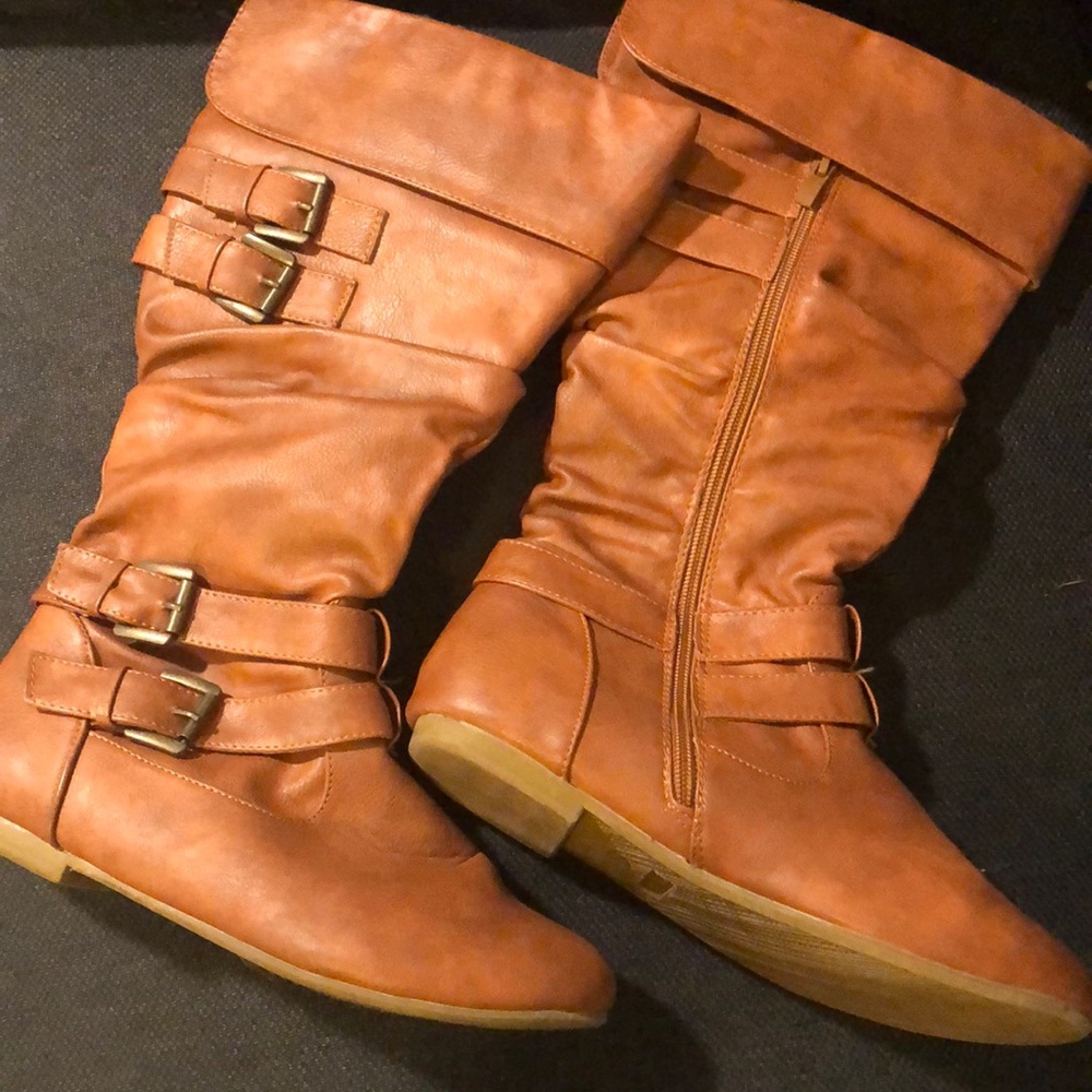 Top Moda Women’s mid calf almond toe boots size 7